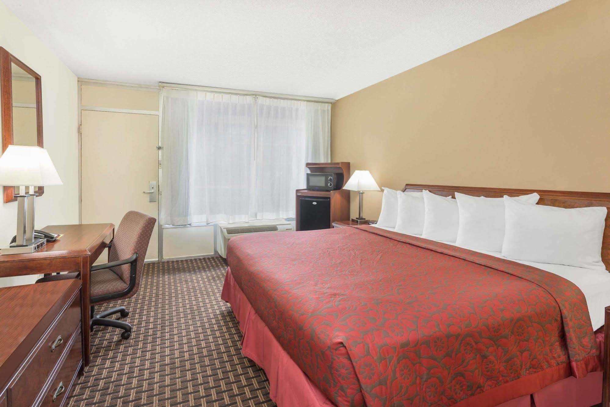 Days Inn Gretna New Orleans Exterior photo